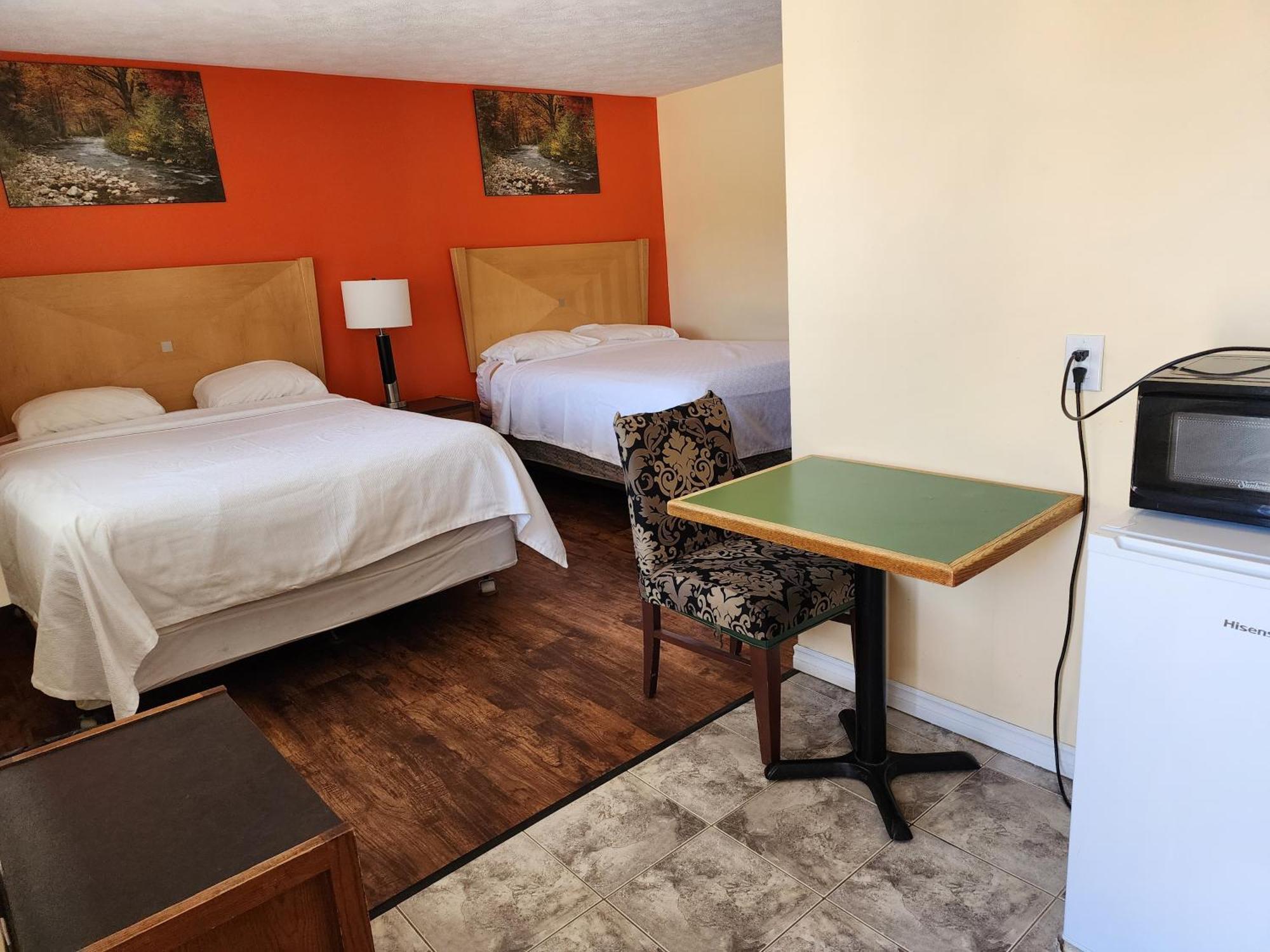 Sunparlor Motel Leamington Εξωτερικό φωτογραφία