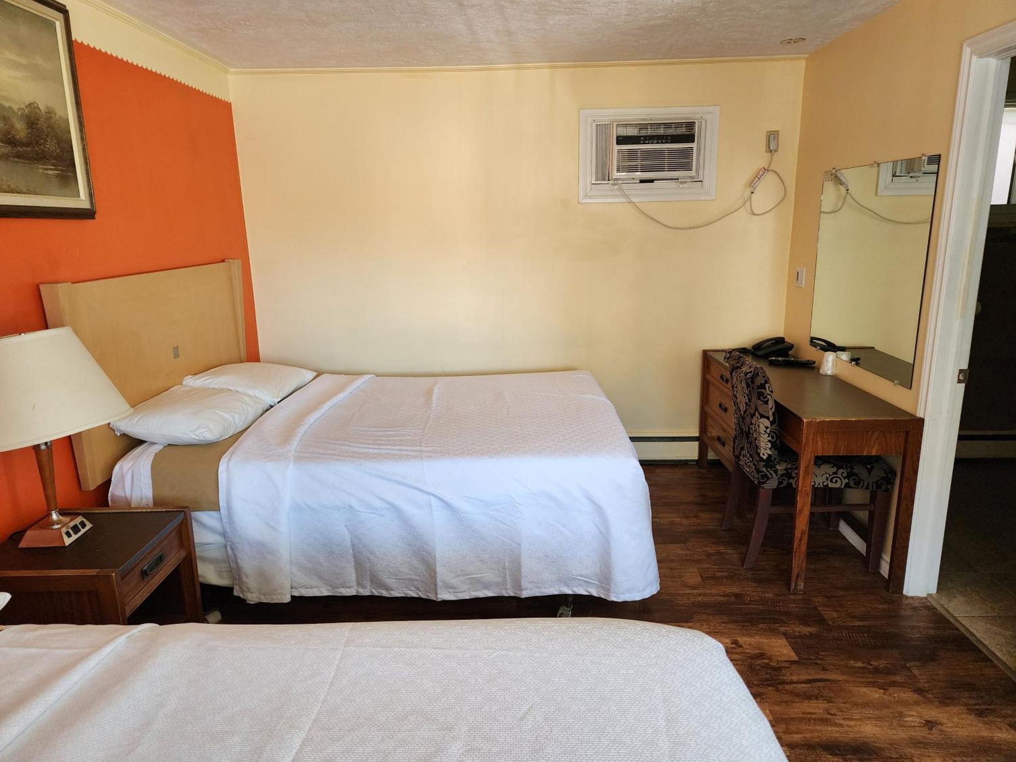 Sunparlor Motel Leamington Εξωτερικό φωτογραφία